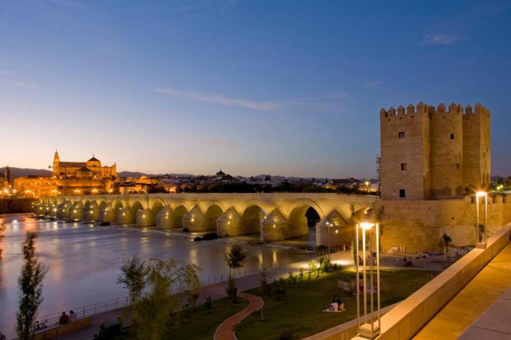 Apartamento Al-Zhara, Junto Puente Romano Lejlighed Córdoba Eksteriør billede